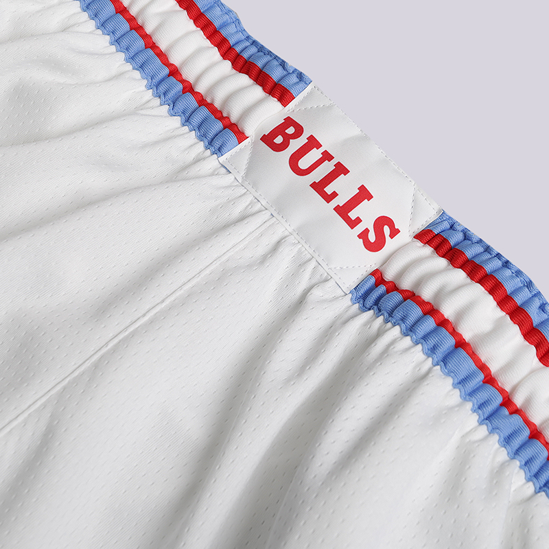 мужские белые шорты Nike Chicago Bulls City Edition Swingman NBA Shorts AJ1252-100 - цена, описание, фото 2